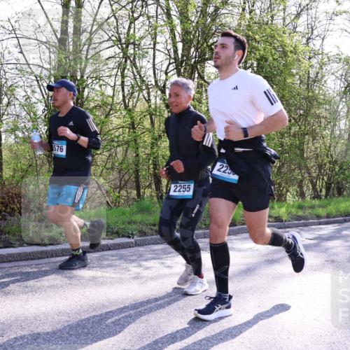 12.04.2026 - 45. Internationalen Wilhelmsburger Insellauf Yannick Fuchs http://msf.ph/oto/9491361 12.04.2026 10:41:28 Laufen 576, 2255, 22, 5650 meine-sportfotos.de
