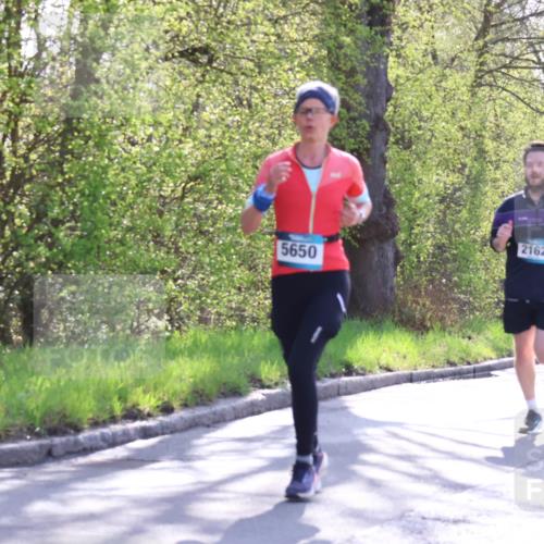 12.04.2026 - 45. Internationalen Wilhelmsburger Insellauf Yannick Fuchs http://msf.ph/oto/9491363 12.04.2026 10:41:28 Laufen 5650, 2162, 2985 meine-sportfotos.de