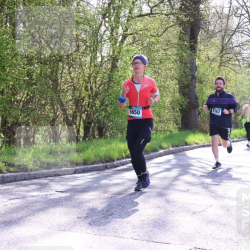 12.04.2026 - 45. Internationalen Wilhelmsburger Insellauf Yannick Fuchs http://msf.ph/oto/9491367 12.04.2026 10:41:29 Laufen 2162, 3505, 5650, 2855 meine-sportfotos.de