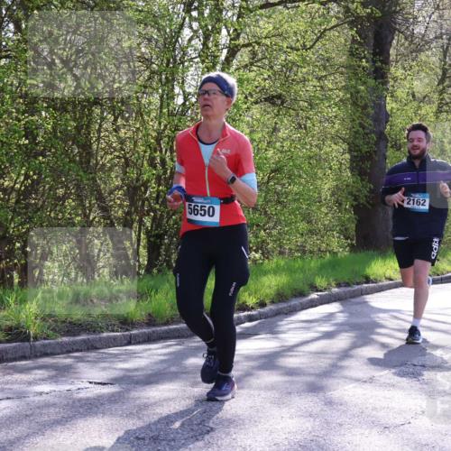 12.04.2026 - 45. Internationalen Wilhelmsburger Insellauf Yannick Fuchs http://msf.ph/oto/9491369 12.04.2026 10:41:29 Laufen 5650, 2162, 3505 meine-sportfotos.de