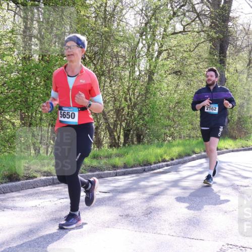 12.04.2026 - 45. Internationalen Wilhelmsburger Insellauf Yannick Fuchs http://msf.ph/oto/9491372 12.04.2026 10:41:30 Laufen 2162, 2855, 5650 meine-sportfotos.de