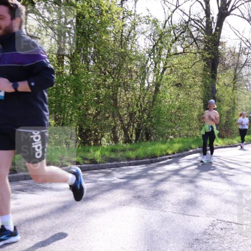 12.04.2026 - 45. Internationalen Wilhelmsburger Insellauf Yannick Fuchs http://msf.ph/oto/9491383 12.04.2026 10:41:31 Laufen 2855 meine-sportfotos.de