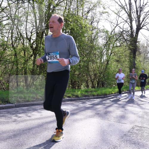 12.04.2026 - 45. Internationalen Wilhelmsburger Insellauf Yannick Fuchs http://msf.ph/oto/9491403 12.04.2026 10:41:35 Laufen 2855, 3505, 3151, 3674 meine-sportfotos.de