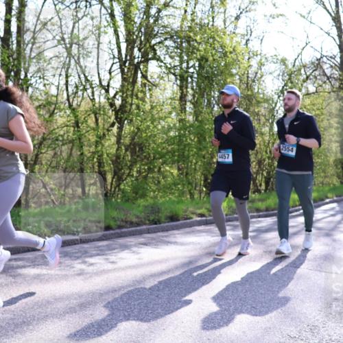12.04.2026 - 45. Internationalen Wilhelmsburger Insellauf Yannick Fuchs http://msf.ph/oto/9491420 12.04.2026 10:41:39 Laufen 985, 3505, 4457, 2554 meine-sportfotos.de