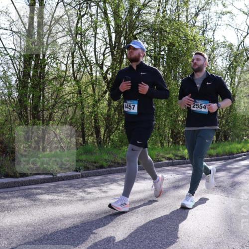12.04.2026 - 45. Internationalen Wilhelmsburger Insellauf Yannick Fuchs http://msf.ph/oto/9491423 12.04.2026 10:41:39 Laufen 4457, 2554 meine-sportfotos.de