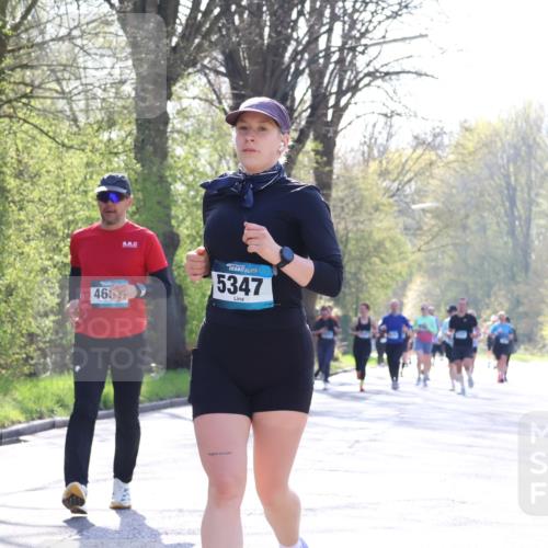 12.04.2026 - 45. Internationalen Wilhelmsburger Insellauf Yannick Fuchs http://msf.ph/oto/9491432 12.04.2026 10:41:41 Laufen 46, 5347 meine-sportfotos.de
