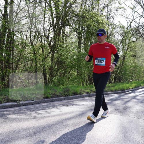 12.04.2026 - 45. Internationalen Wilhelmsburger Insellauf Yannick Fuchs http://msf.ph/oto/9491454 12.04.2026 10:41:45 Laufen 4687, 5491 meine-sportfotos.de