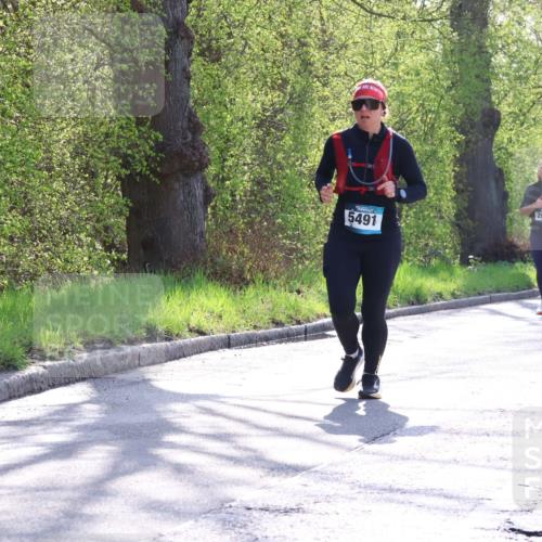 12.04.2026 - 45. Internationalen Wilhelmsburger Insellauf Yannick Fuchs http://msf.ph/oto/9491459 12.04.2026 10:41:47 Laufen 3291, 5491, 2004, 5740, 2978 meine-sportfotos.de