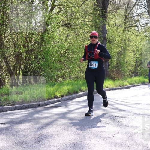 12.04.2026 - 45. Internationalen Wilhelmsburger Insellauf Yannick Fuchs http://msf.ph/oto/9491469 12.04.2026 10:41:48 Laufen 5491, 2004, 3291, 2978 meine-sportfotos.de