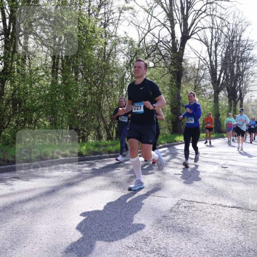 12.04.2026 - 45. Internationalen Wilhelmsburger Insellauf Yannick Fuchs http://msf.ph/oto/9491492 12.04.2026 10:41:53 Laufen 2004, 5727, 2978 meine-sportfotos.de
