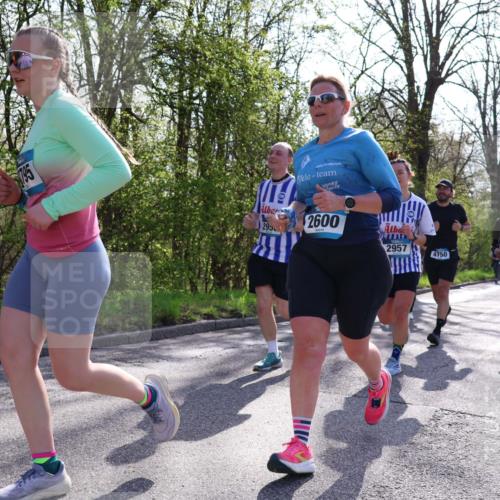 12.04.2026 - 45. Internationalen Wilhelmsburger Insellauf Yannick Fuchs http://msf.ph/oto/9491524 12.04.2026 10:41:59 Laufen 195, 2600, 295, 2957, 4750, 614 meine-sportfotos.de