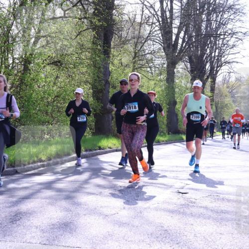 12.04.2026 - 45. Internationalen Wilhelmsburger Insellauf Yannick Fuchs http://msf.ph/oto/9491551 12.04.2026 10:42:05 Laufen 2606, 2701, 3918, 2399, 5006 meine-sportfotos.de