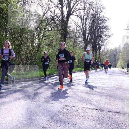 12.04.2026 - 45. Internationalen Wilhelmsburger Insellauf Yannick Fuchs http://msf.ph/oto/9491555 12.04.2026 10:42:06 Laufen 2606, 3918, 4801, 2399 meine-sportfotos.de