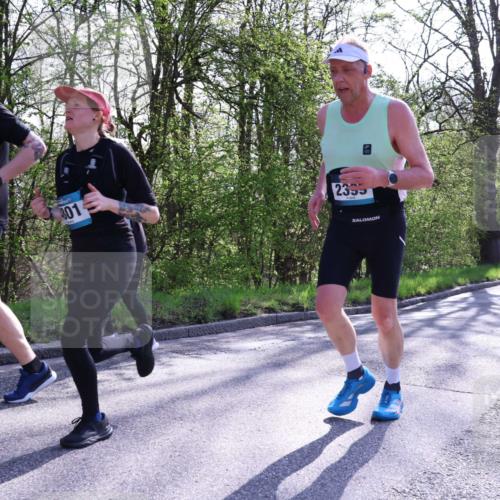 12.04.2026 - 45. Internationalen Wilhelmsburger Insellauf Yannick Fuchs http://msf.ph/oto/9491568 12.04.2026 10:42:08 Laufen 4802, 801, 2395 meine-sportfotos.de