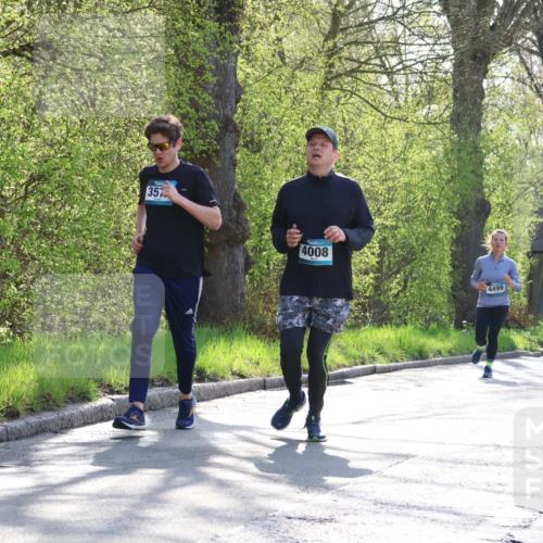 12.04.2026 - 45. Internationalen Wilhelmsburger Insellauf Yannick Fuchs http://msf.ph/oto/9491603 12.04.2026 10:42:15 Laufen 357, 4008, 4499, 3488, 5618 meine-sportfotos.de