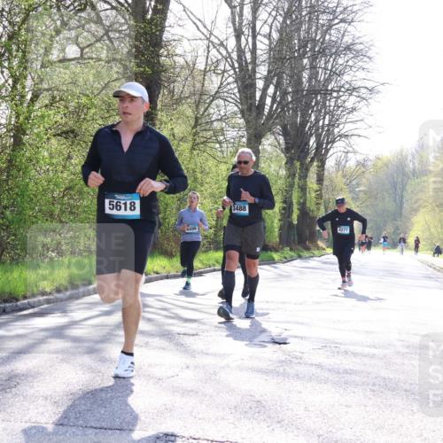 12.04.2026 - 45. Internationalen Wilhelmsburger Insellauf Yannick Fuchs http://msf.ph/oto/9491612 12.04.2026 10:42:18 Laufen 5618, 4499, 3488, 4277 meine-sportfotos.de