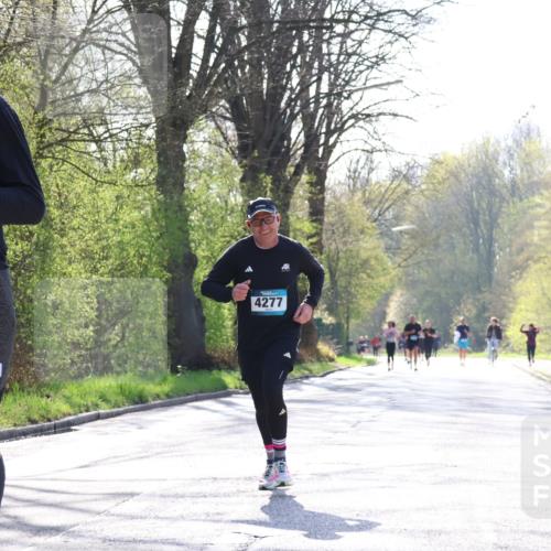 12.04.2026 - 45. Internationalen Wilhelmsburger Insellauf Yannick Fuchs http://msf.ph/oto/9491619 12.04.2026 10:42:19 Laufen 09, 3488, 4277 meine-sportfotos.de