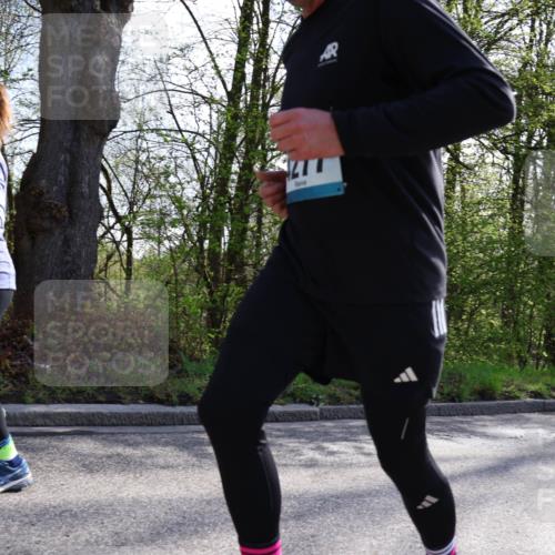 12.04.2026 - 45. Internationalen Wilhelmsburger Insellauf Yannick Fuchs http://msf.ph/oto/9491640 12.04.2026 10:42:22 Laufen 99 meine-sportfotos.de