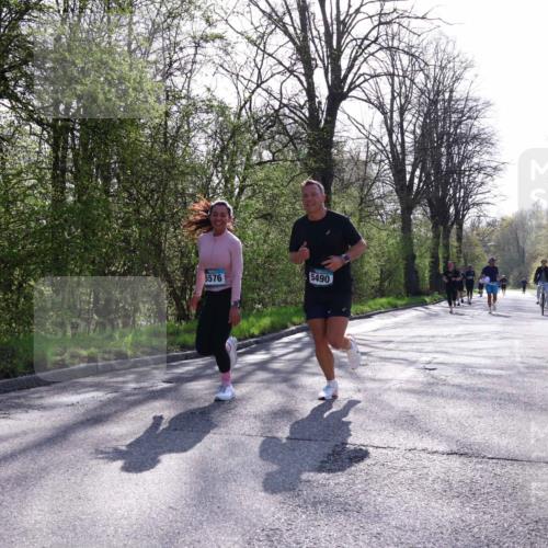 12.04.2026 - 45. Internationalen Wilhelmsburger Insellauf Yannick Fuchs http://msf.ph/oto/9491661 12.04.2026 10:42:37 Laufen 5490, 5576 meine-sportfotos.de