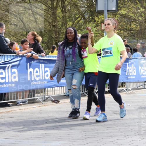 12.04.2026 - 45. Internationalen Wilhelmsburger Insellauf Strokosch-Dieckow http://msf.ph/oto/9491694 12.04.2026 14:56:52 Ziel  meine-sportfotos.de
