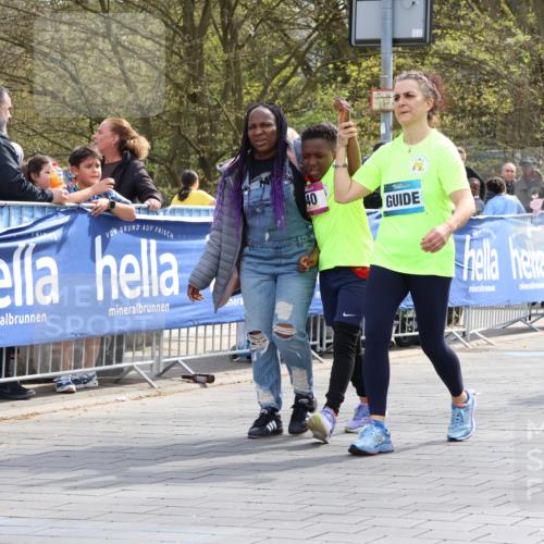 12.04.2026 - 45. Internationalen Wilhelmsburger Insellauf Strokosch-Dieckow http://msf.ph/oto/9491698 12.04.2026 14:56:52 Ziel  meine-sportfotos.de