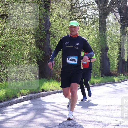 12.04.2026 - 45. Internationalen Wilhelmsburger Insellauf Yannick Fuchs http://msf.ph/oto/9491736 12.04.2026 10:42:53 Laufen 2015, 5406 meine-sportfotos.de