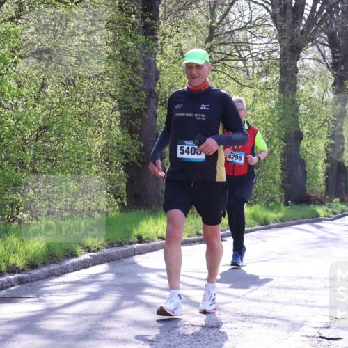 12.04.2026 - 45. Internationalen Wilhelmsburger Insellauf Yannick Fuchs http://msf.ph/oto/9491737 12.04.2026 10:42:54 Laufen 2015, 5400, 4298 meine-sportfotos.de