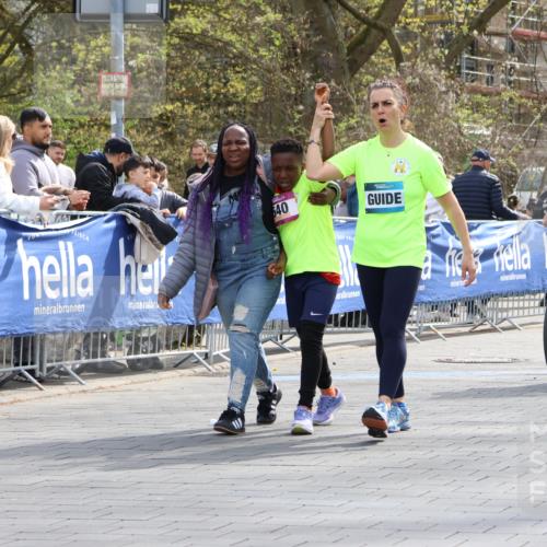 12.04.2026 - 45. Internationalen Wilhelmsburger Insellauf Strokosch-Dieckow http://msf.ph/oto/9491746 12.04.2026 14:56:50 Ziel  meine-sportfotos.de