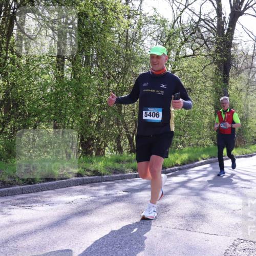 12.04.2026 - 45. Internationalen Wilhelmsburger Insellauf Yannick Fuchs http://msf.ph/oto/9491748 12.04.2026 10:42:55 Laufen 2015, 5406 meine-sportfotos.de