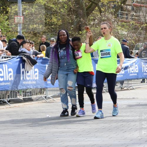 12.04.2026 - 45. Internationalen Wilhelmsburger Insellauf Strokosch-Dieckow http://msf.ph/oto/9491765 12.04.2026 14:56:50 Ziel  meine-sportfotos.de