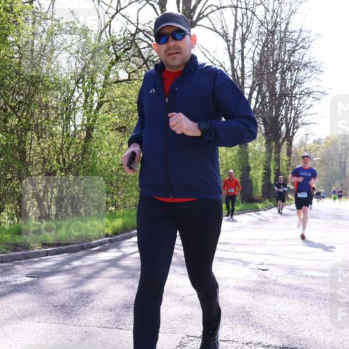 12.04.2026 - 45. Internationalen Wilhelmsburger Insellauf Yannick Fuchs http://msf.ph/oto/9491776 12.04.2026 10:43:01 Laufen 2821 meine-sportfotos.de