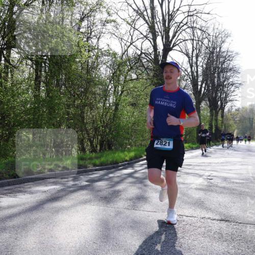12.04.2026 - 45. Internationalen Wilhelmsburger Insellauf Yannick Fuchs http://msf.ph/oto/9491791 12.04.2026 10:43:04 Laufen 2821 meine-sportfotos.de