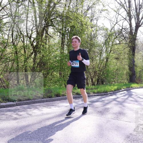 12.04.2026 - 45. Internationalen Wilhelmsburger Insellauf Yannick Fuchs http://msf.ph/oto/9491818 12.04.2026 10:43:09 Laufen 4711 meine-sportfotos.de