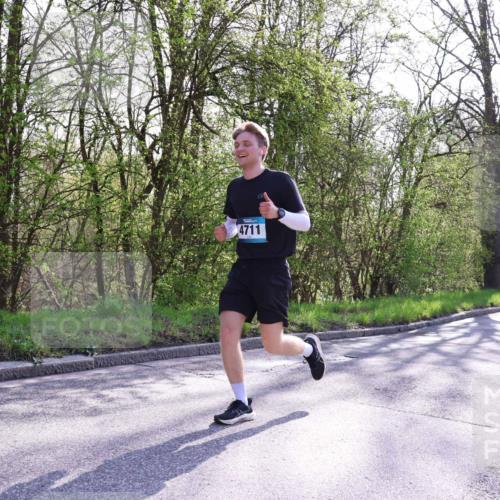 12.04.2026 - 45. Internationalen Wilhelmsburger Insellauf Yannick Fuchs http://msf.ph/oto/9491819 12.04.2026 10:43:09 Laufen 4711 meine-sportfotos.de