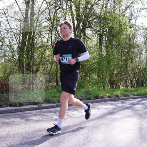 12.04.2026 - 45. Internationalen Wilhelmsburger Insellauf Yannick Fuchs http://msf.ph/oto/9491822 12.04.2026 10:43:10 Laufen 4711 meine-sportfotos.de