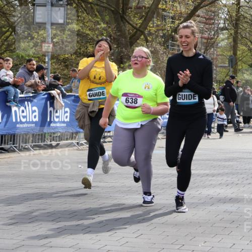 12.04.2026 - 45. Internationalen Wilhelmsburger Insellauf Strokosch-Dieckow http://msf.ph/oto/9491824 12.04.2026 14:55:17 Ziel 638 meine-sportfotos.de
