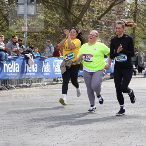 12.04.2026 - 45. Internationalen Wilhelmsburger Insellauf Strokosch-Dieckow http://msf.ph/oto/9491844 12.04.2026 14:55:17 Ziel 638 meine-sportfotos.de