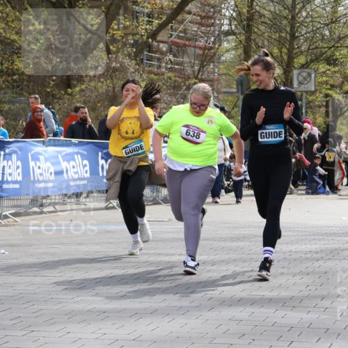 12.04.2026 - 45. Internationalen Wilhelmsburger Insellauf Strokosch-Dieckow http://msf.ph/oto/9491852 12.04.2026 14:55:16 Ziel 638 meine-sportfotos.de