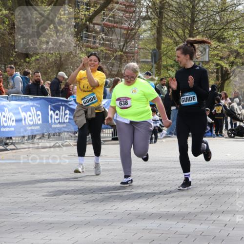 12.04.2026 - 45. Internationalen Wilhelmsburger Insellauf Strokosch-Dieckow http://msf.ph/oto/9491870 12.04.2026 14:55:16 Ziel 638 meine-sportfotos.de