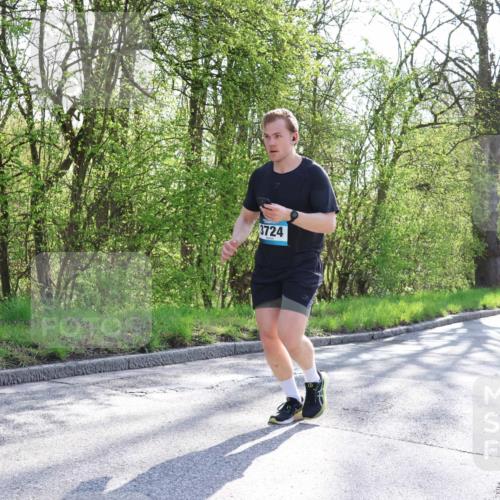 12.04.2026 - 45. Internationalen Wilhelmsburger Insellauf Yannick Fuchs http://msf.ph/oto/9491872 12.04.2026 10:43:17 Laufen 3724, 2921 meine-sportfotos.de