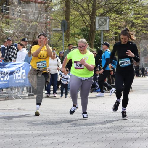 12.04.2026 - 45. Internationalen Wilhelmsburger Insellauf Strokosch-Dieckow http://msf.ph/oto/9491889 12.04.2026 14:55:15 Ziel 638 meine-sportfotos.de