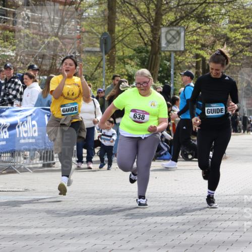 12.04.2026 - 45. Internationalen Wilhelmsburger Insellauf Strokosch-Dieckow http://msf.ph/oto/9491893 12.04.2026 14:55:15 Ziel 638 meine-sportfotos.de