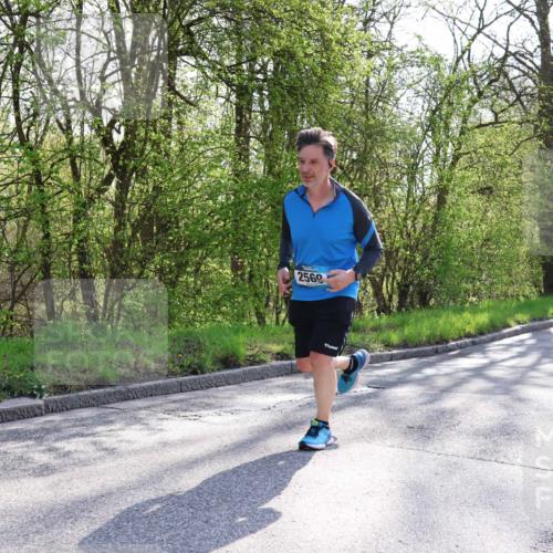 12.04.2026 - 45. Internationalen Wilhelmsburger Insellauf Yannick Fuchs http://msf.ph/oto/9491940 12.04.2026 10:43:28 Laufen 2569 meine-sportfotos.de