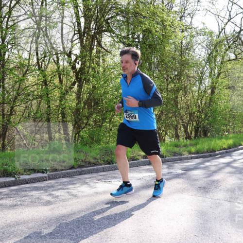 12.04.2026 - 45. Internationalen Wilhelmsburger Insellauf Yannick Fuchs http://msf.ph/oto/9491941 12.04.2026 10:43:28 Laufen 2569 meine-sportfotos.de