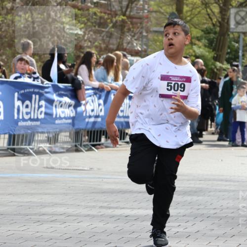 12.04.2026 - 45. Internationalen Wilhelmsburger Insellauf Strokosch-Dieckow http://msf.ph/oto/9491946 12.04.2026 14:52:59 Ziel 1040, 509 meine-sportfotos.de