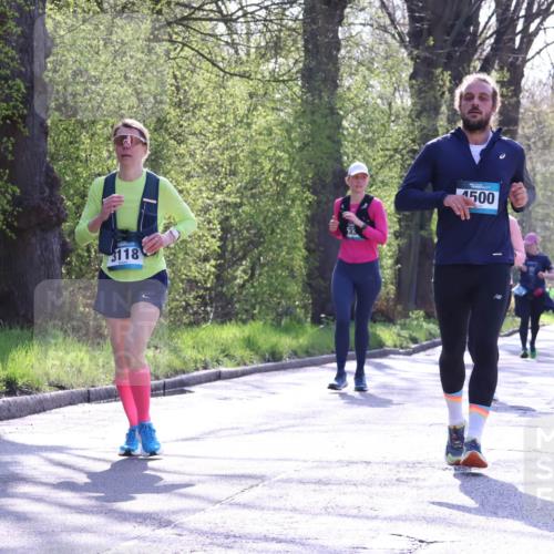 12.04.2026 - 45. Internationalen Wilhelmsburger Insellauf Yannick Fuchs http://msf.ph/oto/9491952 12.04.2026 10:43:30 Laufen 3118, 33, 4500, 3175 meine-sportfotos.de