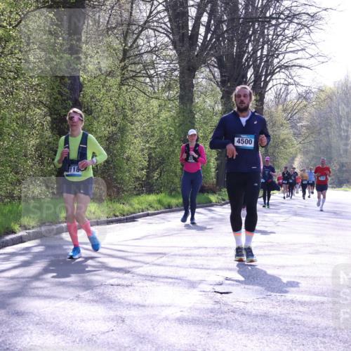 12.04.2026 - 45. Internationalen Wilhelmsburger Insellauf Yannick Fuchs http://msf.ph/oto/9491957 12.04.2026 10:43:31 Laufen 4500, 3175 meine-sportfotos.de