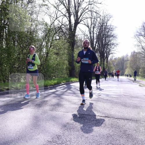12.04.2026 - 45. Internationalen Wilhelmsburger Insellauf Yannick Fuchs http://msf.ph/oto/9491973 12.04.2026 10:43:33 Laufen 4500, 118 meine-sportfotos.de