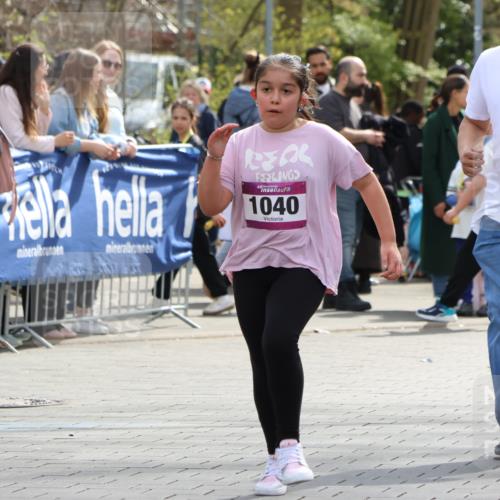 12.04.2026 - 45. Internationalen Wilhelmsburger Insellauf Strokosch-Dieckow http://msf.ph/oto/9491984 12.04.2026 14:52:55 Ziel 1040, 509 meine-sportfotos.de