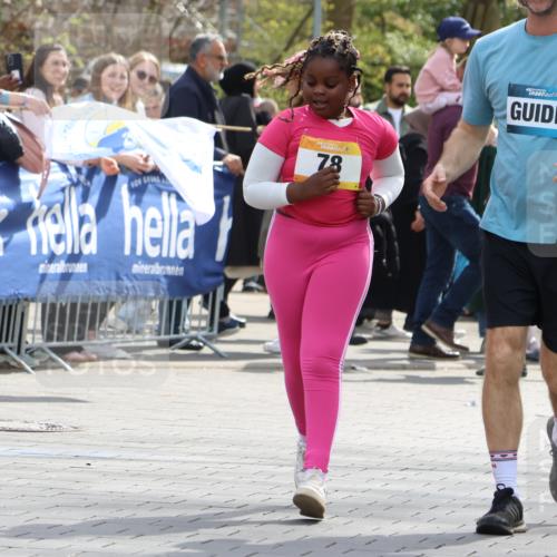 12.04.2026 - 45. Internationalen Wilhelmsburger Insellauf Strokosch-Dieckow http://msf.ph/oto/9492012 12.04.2026 14:52:41 Ziel 546, 1803, 450 meine-sportfotos.de